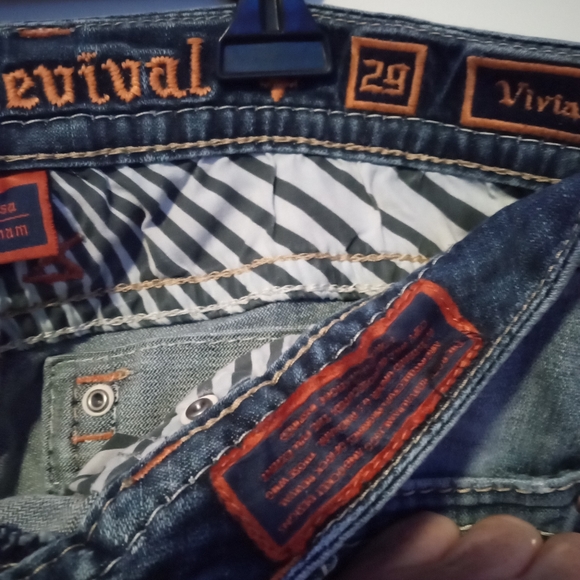 Jeans - Picture 3 of 3